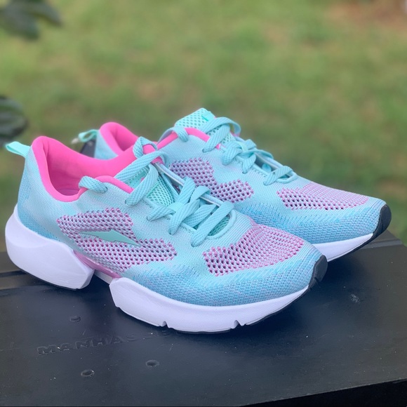 Avia Segmented Bottom Women’s Lightweight Sneakers - Picture 2 of 16